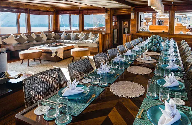 Prana by Atzaro - Luxury Phinisi Komodo Charter 2026